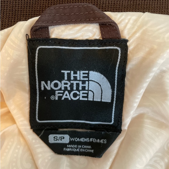 FLASH SALE! The North Face Women's Brown Recco 600 w/faux Fur Hood, Small - Picture 9 of 10